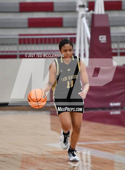 Thumbnail 3 in Watson Chapel vs. Robinson (AAA 4A State Round One) photogallery.