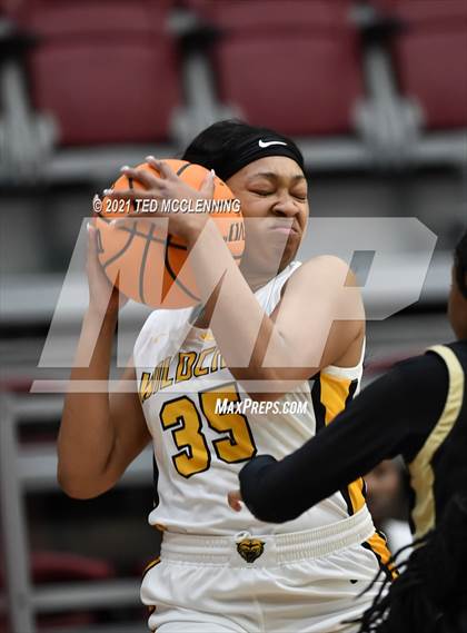 Thumbnail 2 in Watson Chapel vs. Robinson (AAA 4A State Round One) photogallery.