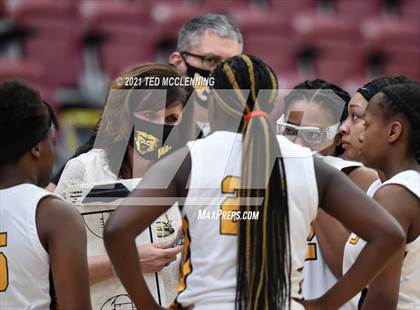 Thumbnail 2 in Watson Chapel vs. Robinson (AAA 4A State Round One) photogallery.