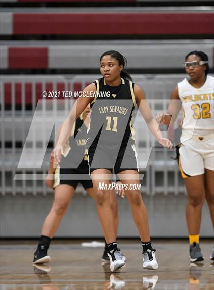 Thumbnail 2 in Watson Chapel vs. Robinson (AAA 4A State Round One) photogallery.