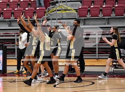 Thumbnail 3 in Watson Chapel vs. Robinson (AAA 4A State Round One) photogallery.