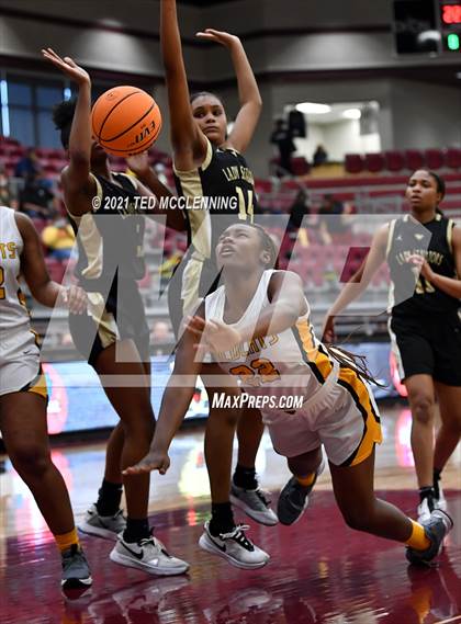 Thumbnail 1 in Watson Chapel vs. Robinson (AAA 4A State Round One) photogallery.