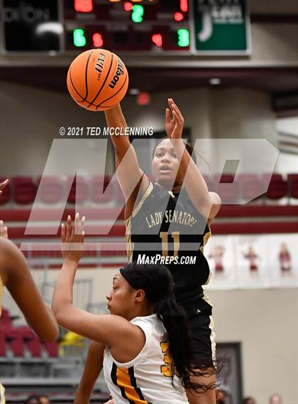 Thumbnail 1 in Watson Chapel vs. Robinson (AAA 4A State Round One) photogallery.