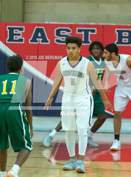 Thumbnail 3 in West vs. Stockdale (Ralph Krave Memorial Tournament) photogallery.