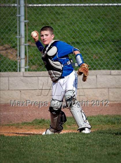 Thumbnail 2 in Covington Catholic @ Highlands photogallery.