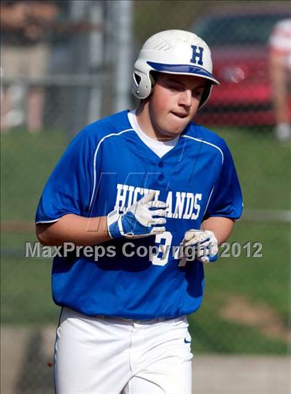 Thumbnail 3 in Covington Catholic @ Highlands photogallery.
