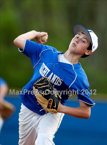 Thumbnail 3 in Covington Catholic @ Highlands photogallery.