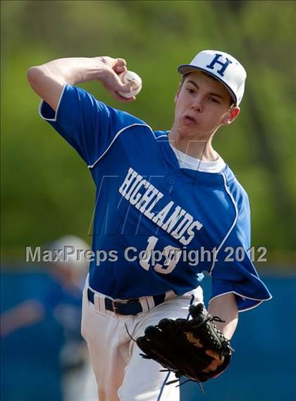 Thumbnail 1 in Covington Catholic @ Highlands photogallery.