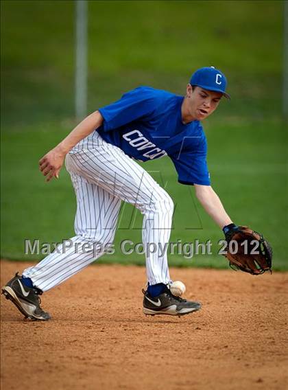 Thumbnail 1 in Covington Catholic @ Highlands photogallery.