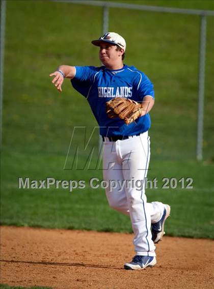 Thumbnail 2 in Covington Catholic @ Highlands photogallery.