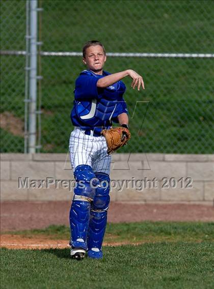 Thumbnail 2 in Covington Catholic @ Highlands photogallery.