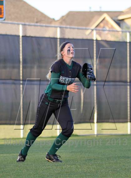 Thumbnail 3 in Pearland @ Clear Falls (UIL 5A Region 3 Bi-District Playoff) photogallery.