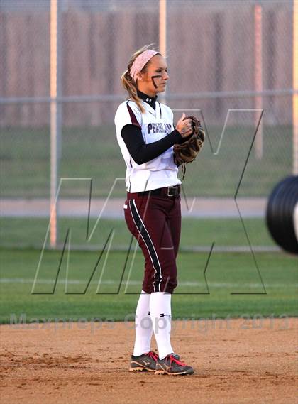 Thumbnail 2 in Pearland @ Clear Falls (UIL 5A Region 3 Bi-District Playoff) photogallery.