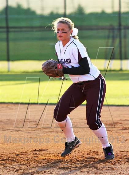 Thumbnail 3 in Pearland @ Clear Falls (UIL 5A Region 3 Bi-District Playoff) photogallery.
