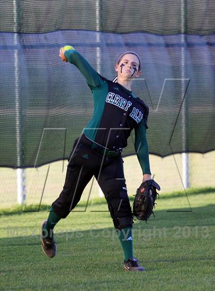 Thumbnail 3 in Pearland @ Clear Falls (UIL 5A Region 3 Bi-District Playoff) photogallery.