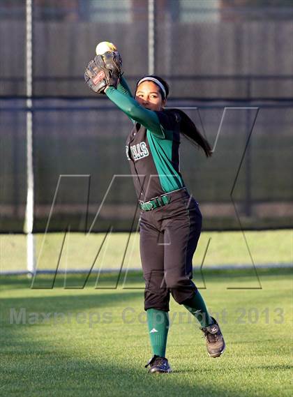 Thumbnail 2 in Pearland @ Clear Falls (UIL 5A Region 3 Bi-District Playoff) photogallery.