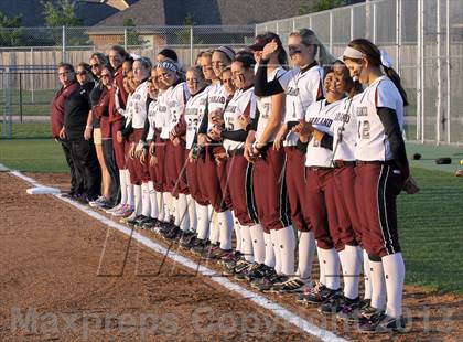 Thumbnail 3 in Pearland @ Clear Falls (UIL 5A Region 3 Bi-District Playoff) photogallery.
