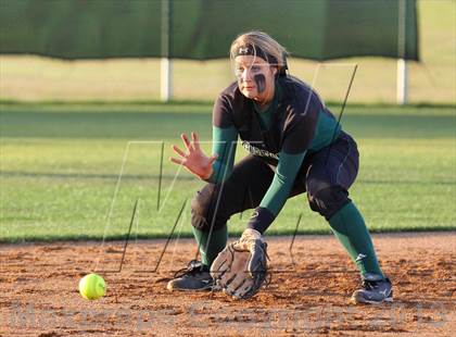 Thumbnail 1 in Pearland @ Clear Falls (UIL 5A Region 3 Bi-District Playoff) photogallery.