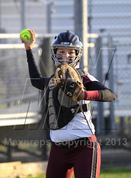 Thumbnail 1 in Pearland @ Clear Falls (UIL 5A Region 3 Bi-District Playoff) photogallery.