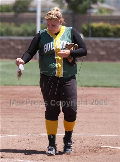 Thumbnail 1 in Waterford vs. Le Grand (CIF SJS D6 Final) photogallery.