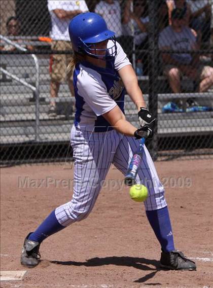Thumbnail 3 in Waterford vs. Le Grand (CIF SJS D6 Final) photogallery.