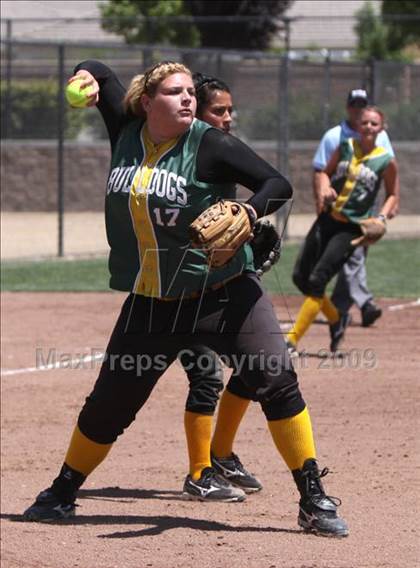 Thumbnail 3 in Waterford vs. Le Grand (CIF SJS D6 Final) photogallery.