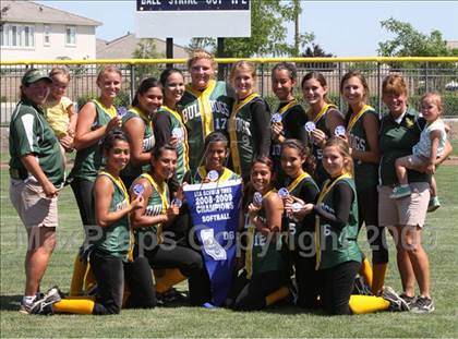 Thumbnail 1 in Waterford vs. Le Grand (CIF SJS D6 Final) photogallery.