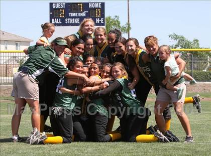 Thumbnail 2 in Waterford vs. Le Grand (CIF SJS D6 Final) photogallery.