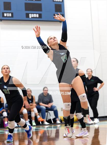 Thumbnail 2 in Robert C. Byrd vs. Martinsburg (Philip Barbour Tournament) photogallery.