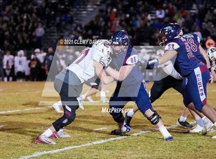 Thumbnail 3 in Chatfield vs Dakota Ridge (CHSAA 4A Third Round Playoff) photogallery.