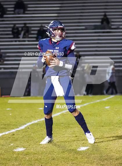 Thumbnail 1 in Chatfield vs Dakota Ridge (CHSAA 4A Third Round Playoff) photogallery.