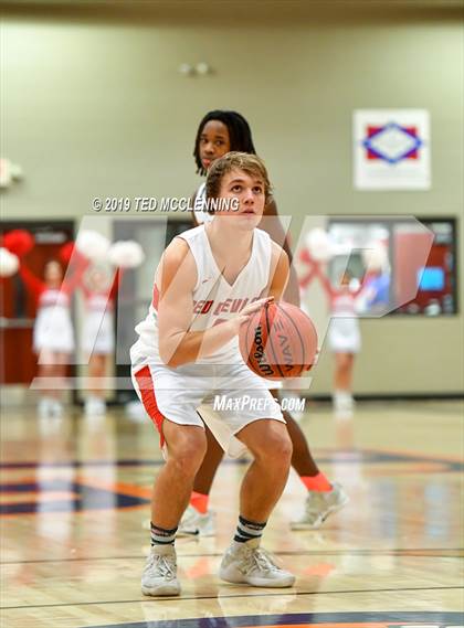 Thumbnail 1 in Atkins vs Lamar photogallery.
