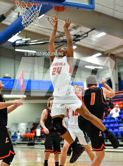 Thumbnail 3 in Atkins vs Lamar photogallery.