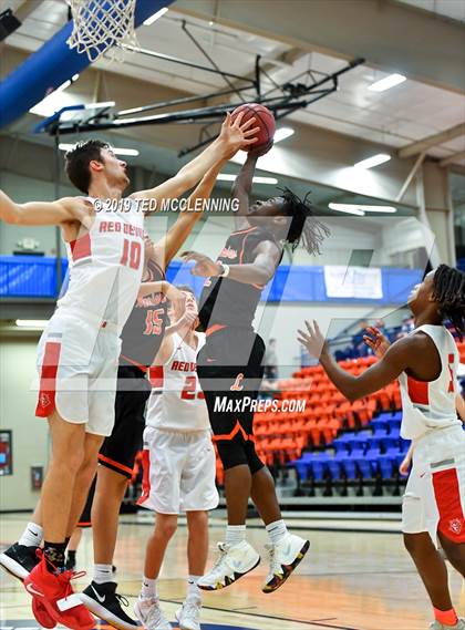 Thumbnail 1 in Atkins vs Lamar photogallery.