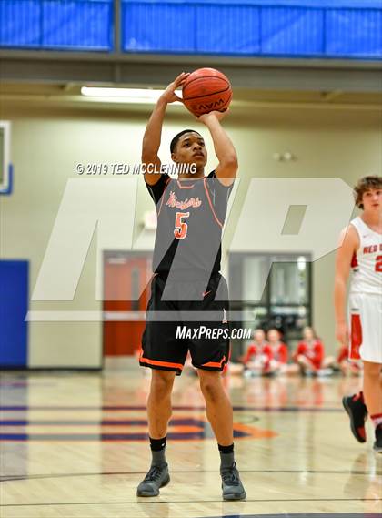 Thumbnail 3 in Atkins vs Lamar photogallery.