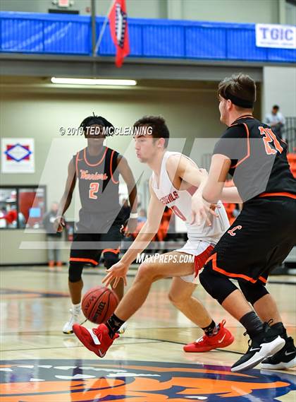 Thumbnail 1 in Atkins vs Lamar photogallery.