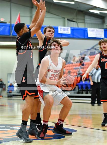 Thumbnail 2 in Atkins vs Lamar photogallery.