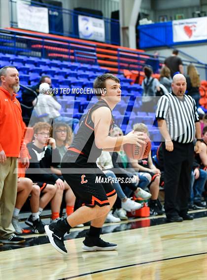 Thumbnail 3 in Atkins vs Lamar photogallery.