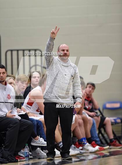 Thumbnail 3 in Atkins vs Lamar photogallery.