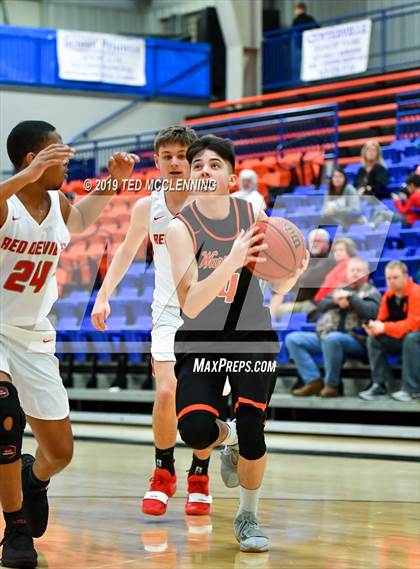 Thumbnail 1 in Atkins vs Lamar photogallery.