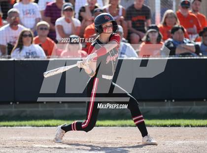 Thumbnail 2 in South Webster vs. Wheelersburg (OHSAA D3 Regional Final) photogallery.