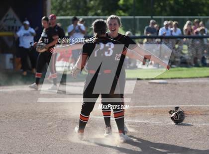Thumbnail 3 in South Webster vs. Wheelersburg (OHSAA D3 Regional Final) photogallery.