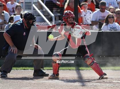 Thumbnail 1 in South Webster vs. Wheelersburg (OHSAA D3 Regional Final) photogallery.