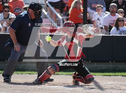 Thumbnail 3 in South Webster vs. Wheelersburg (OHSAA D3 Regional Final) photogallery.
