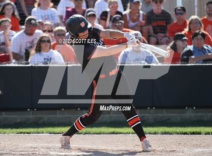 Thumbnail 1 in South Webster vs. Wheelersburg (OHSAA D3 Regional Final) photogallery.