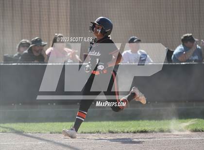 Thumbnail 3 in South Webster vs. Wheelersburg (OHSAA D3 Regional Final) photogallery.