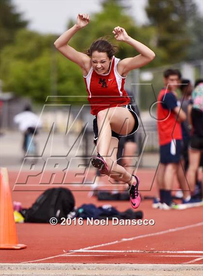 Thumbnail 1 in Track & Field Bay Counties (CIF BCL Finals) photogallery.