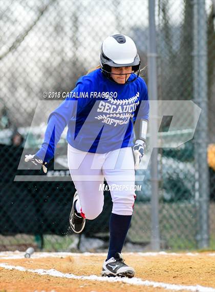 Thumbnail 2 in Secaucus @ Leonia photogallery.