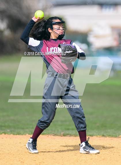 Thumbnail 1 in Secaucus @ Leonia photogallery.