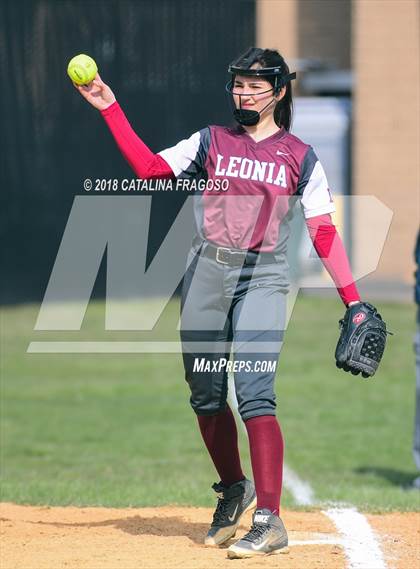 Thumbnail 1 in Secaucus @ Leonia photogallery.
